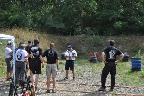 BreefingListening to the procedures of course of fire