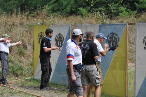 Before runHannes and Csaba in windows