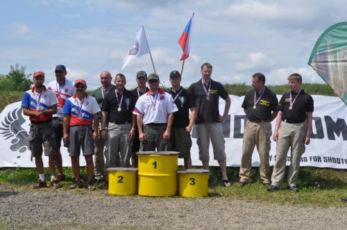 Open ceremony teams1st V. Vinduska, F. Bindik, J. Rakusan and M. Kazda(CZE, Maxrounds), 2nd Slovakia, 3rd Germany