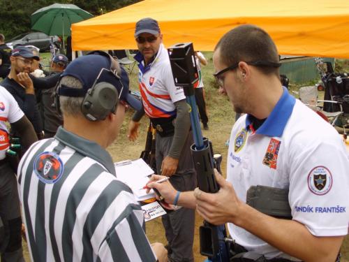 SignF. Bindik after run